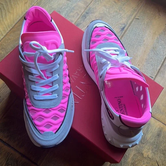 Ready Go Runner Sneaker size 40
